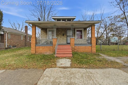 5056 Charles St, Hamtramck, MI, 48212-2424 | Card Image