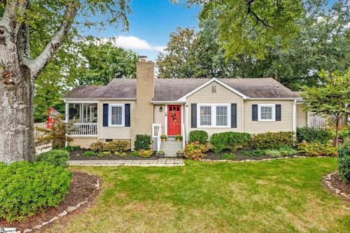 9 Virnelle St, Greenville, SC, 29607-2054 | Card Image