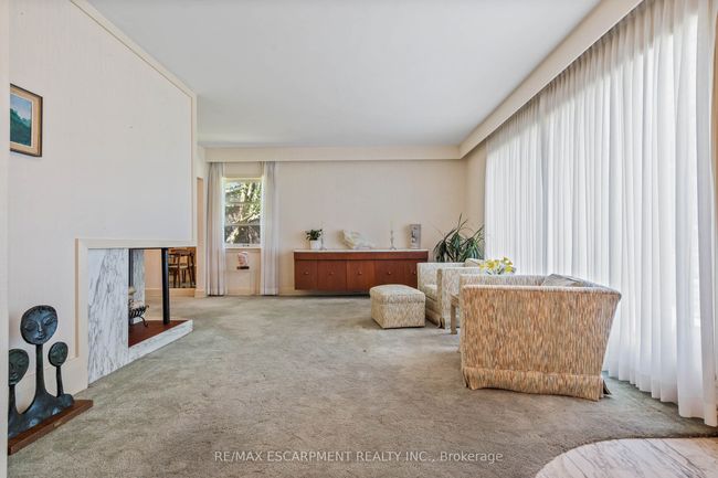274 Mountain Brow Blvd, House other with 5 bedrooms, 3 bathrooms and 10 parking in Hamilton ON | Image 6