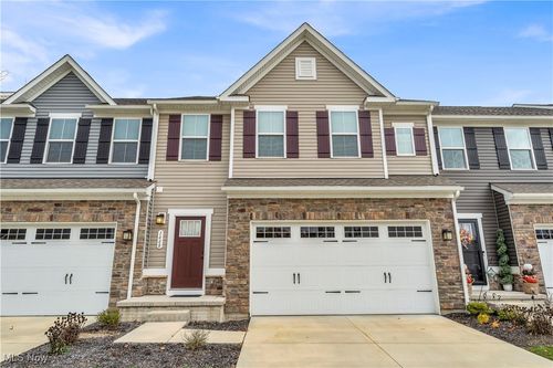 1668 Cypress Ct, Stow, OH, 44224-1422 | Card Image