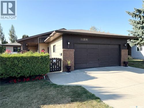 11231 Gardiner Dr, North Battleford, SK, S9A3M5 | Card Image