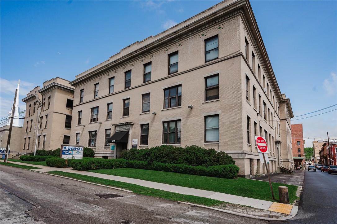 Commercial Sale in Indiana Boro