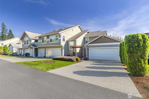 unit-g102-910 Medical Center Dr, Arlington, WA, 98223-1704 | Card Image