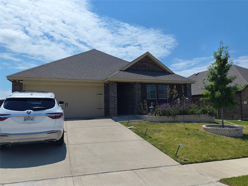 211 Spirehaven Dr, Fate, TX, 75087-7030 | Card Image