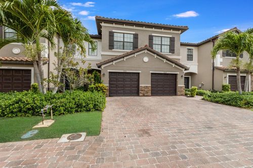 7215 Ketch Pl, BRADENTON, FL, 34212-2607 | Card Image