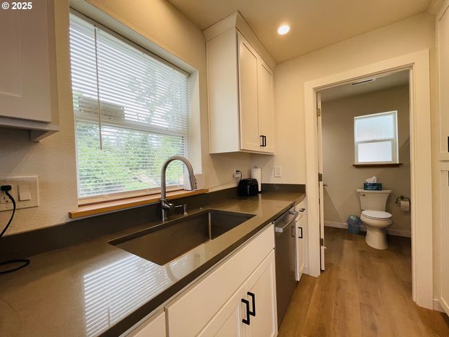 E-1 - 34326 Johnsons Landing Rd, Home with 1 bedrooms, 1 bathrooms and null parking in Scappoose OR | Image 8