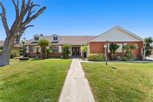 41691 Erin Dr, Hemet, CA, 92544-6382 | Card Image