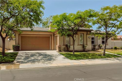 11538 Stoney Brook Ct, Beaumont, CA, 92223-8029 | Card Image