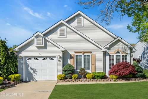 18 Grosunor Ct, Jackson, NJ, 08527-3973 | Card Image