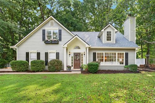 139 Stanbrough Dr, Dallas, GA, 30157-6502 | Card Image