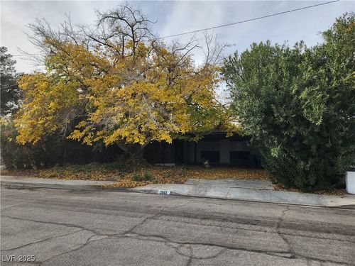2612 Cabot St, Las Vegas, NV, 89102-5904 | Card Image