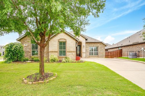 201 Saxon St, Waxahachie, TX, 75165-5959 | Card Image