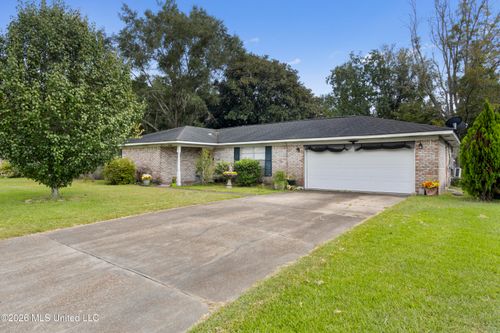 15281 Parkwood Dr N, Gulfport, MS, 39503-2772 | Card Image