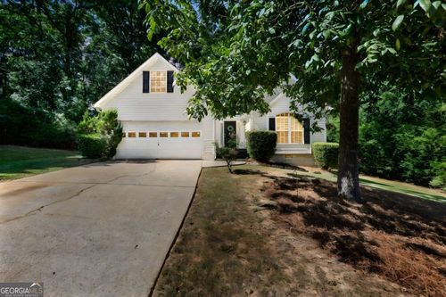 90 Mcintosh Estates Ct, Sharpsburg, GA, 30277-3020 | Card Image