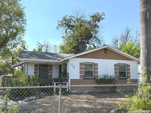 702 Berlin Ave, San Antonio, TX, 78211-2102 | Card Image