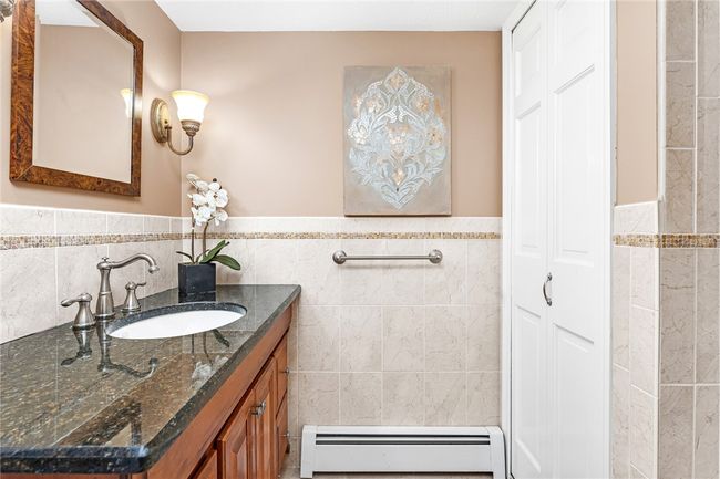 APT-405 - 200 Hoffman Ave, Condo with 2 bedrooms, 2 bathrooms and 2 parking in Cranston RI | Image 7