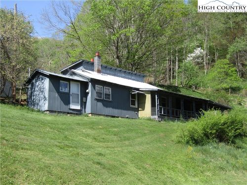 838 Rock Creek Rd, Creston, NC, 28615-9146 | Card Image