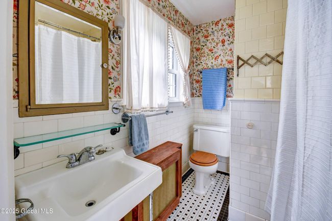 Primary Bedroom Full Bath | Image 58