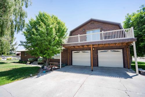 805 W 400 S, Heyburn, ID, 83336-9796 | Card Image