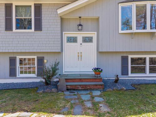 14 Ambler Way, Durham, NH, 03824-3217 | Card Image