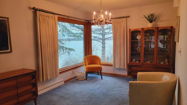 Living room with view of the lake | Image 6