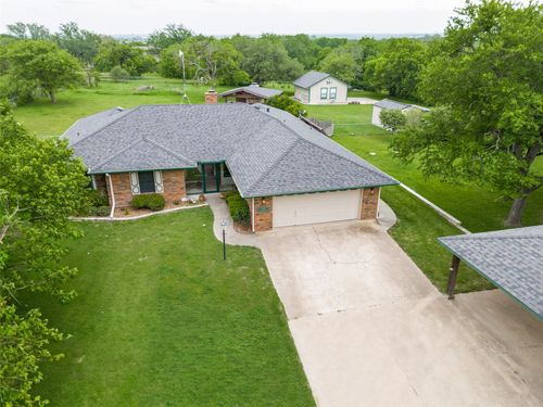 710 Upper Denton Rd, Weatherford, TX, 76085-2610 | Card Image