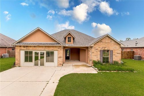 30385 Dawson Ln, Albany, LA, 70711 | Card Image