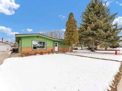 {{alt}} | Card Image