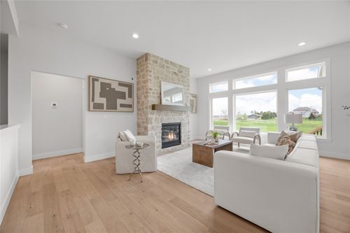 362 Quiver Ct, Marion, IA, 52302-8153 | Card Image
