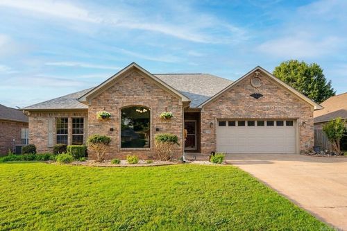 1340 Stone Crest Dr, Conway, AR, 72034-8413 | Card Image