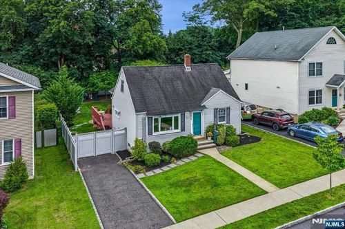 41 Lynwood Rd, Verona, NJ, 07044-1714 | Card Image