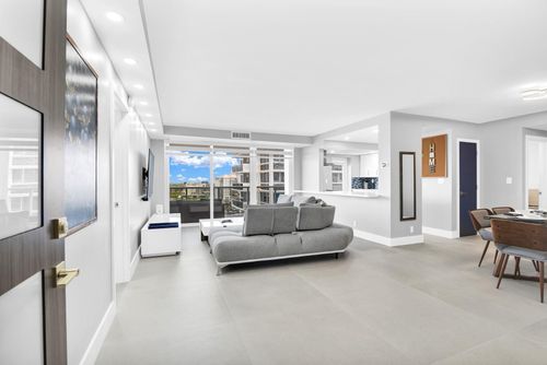 apt-15b-2701 N Ocean Blvd, Fort Lauderdale, FL, 33308-7585 | Card Image