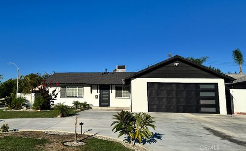 6416 Kenwater Pl, West Hills, CA, 91307-3132 | Card Image