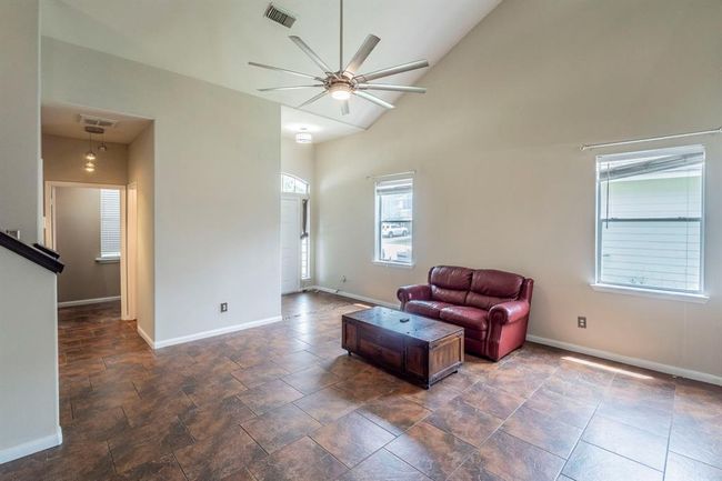 3911 Falvel Cove Dr, House other with 3 bedrooms, 3 bathrooms and 2 parking in Spring TX | Image 6