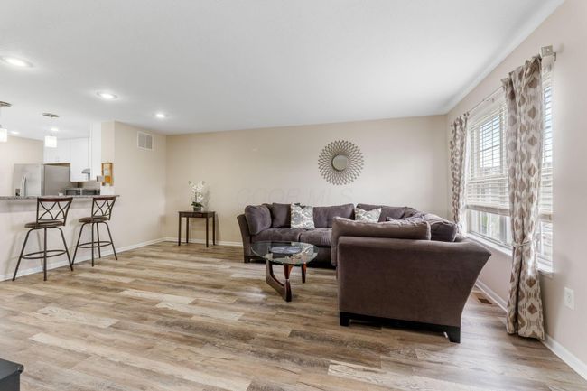 1080 Shady Lake Dr, Condo with 2 bedrooms, 4 bathrooms and null parking in Columbus OH | Image 11