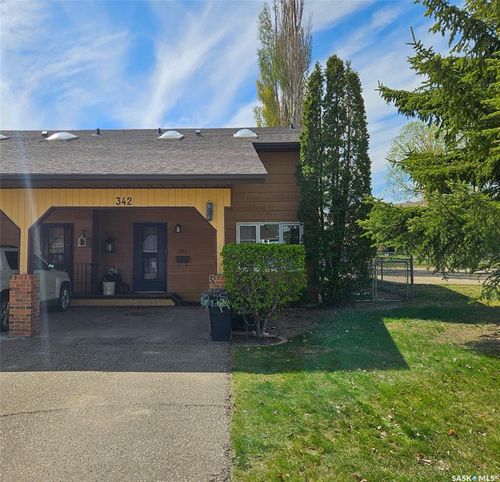 342 Matador Dr, Swift Current, SK, S9H4R5 | Card Image