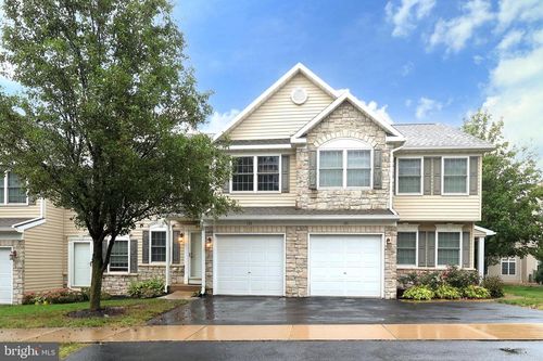 133 Lincoln Ave, State College, PA, 16801-7465 | Card Image