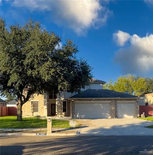1501 Las Brisas Dr, Mission, TX, 78574-2781 | Card Image