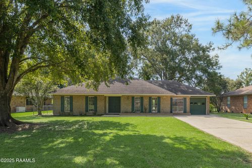 408 Estate Dr, New Iberia, LA, 70563-2308 | Card Image