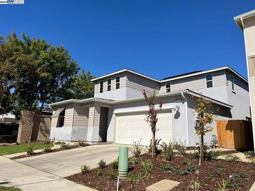 2403 Explorador Dr, Merced, CA, 95340-5303 | Card Image