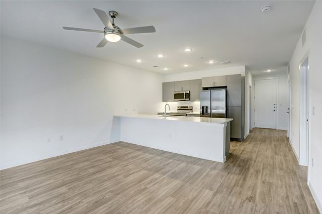 APT-2309 - 4801 Springdale Rd, Condo with 2 bedrooms, 2 bathrooms and 1 parking in Austin TX | Image 6