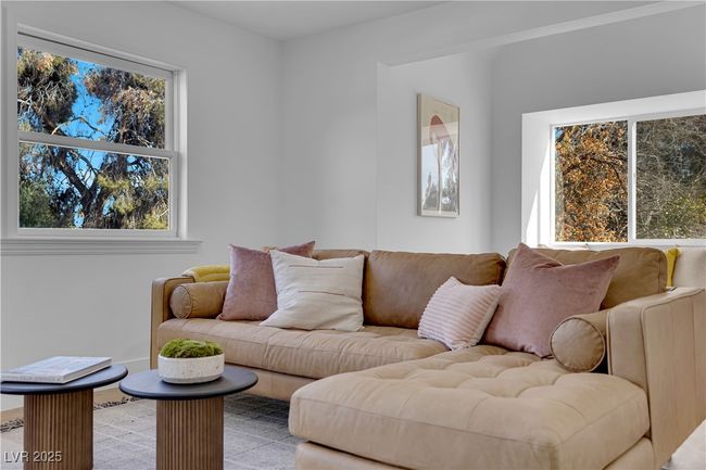 2160 Pueblo Cir, House other with 4 bedrooms, 4 bathrooms and null parking in Las Vegas NV | Image 72