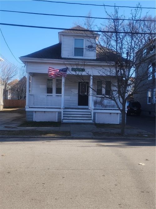 73 Radcliffe Ave, Providence, RI, 02908-2942 | Card Image