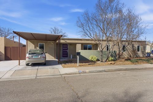 4233 Trinity Pl Nw, Albuquerque, NM, 87107-3433 | Card Image