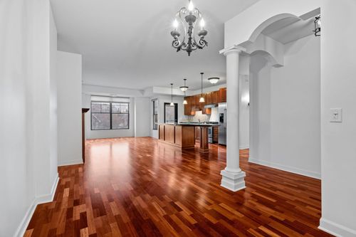 521-317 Groveland Ave, Minneapolis, MN, 55403-3669 | Card Image