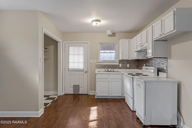 13-web-or-mls-111 Georgetown Loop-13 | Image 13