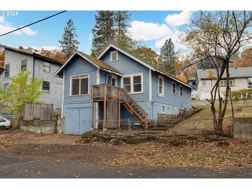 121 Garrett Ave, Klickitat, WA, 98628-8900 | Card Image