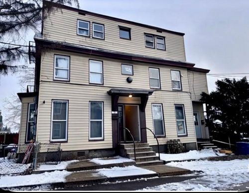 19 Cross St, Nashua, NH, 03064-2202 | Card Image