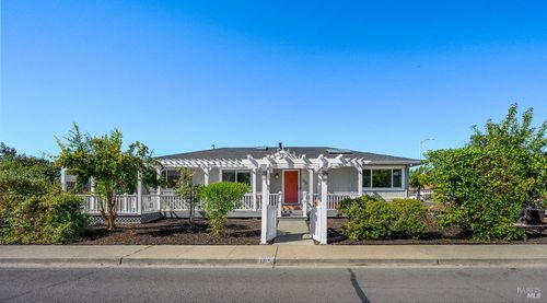 1015 Manor Drive, Sonoma, CA, 95476 | Card Image