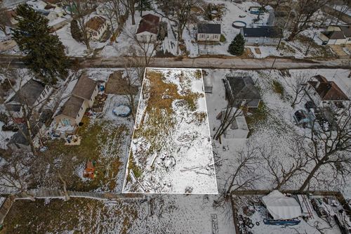 2301 Oxford St, Kalamazoo, MI, 49004-1020 | Card Image